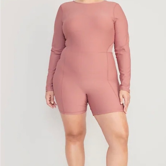 Old Navy Active Jumpsuit - Picture 1 of 4